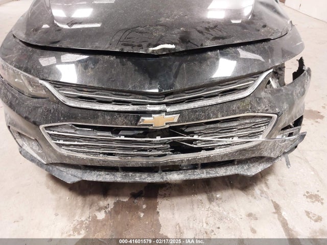 1G1ZD5ST3JF264434 Chevrolet MALIBU LT