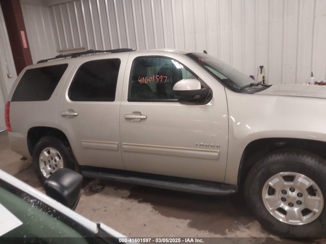 1GNSCBE0XER189402 Chevrolet Tahoe Lt