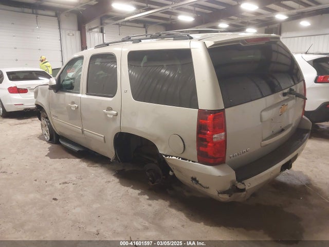 1GNSCBE0XER189402 Chevrolet Tahoe Lt