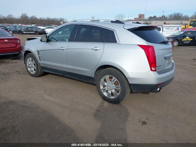 2011 CADILLAC SRX 3GYFNAEY9BS663976 Photo 2