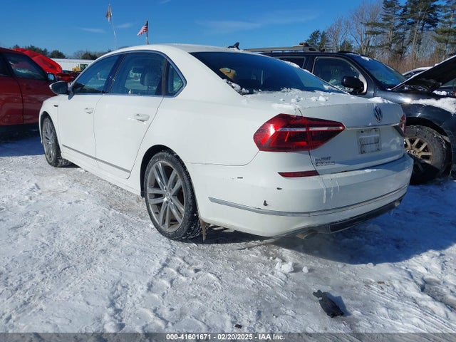 1VWDT7A34HC058825 Volkswagen Passat 1.8t R-line
