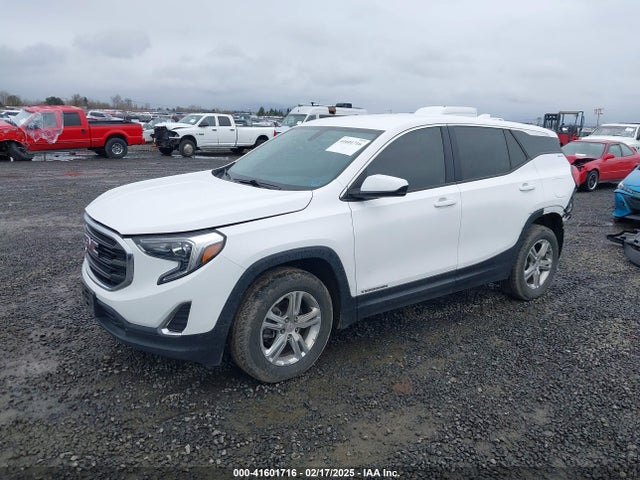 3GKALTEV8JL332228 GMC Terrain Sle