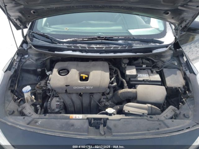 3KPFK4A79HE120762 KIA FORTE LX