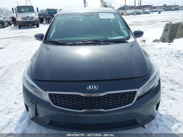 3KPFK4A79HE120762 KIA FORTE LX