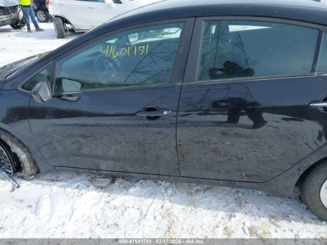 3KPFK4A79HE120762 KIA FORTE LX