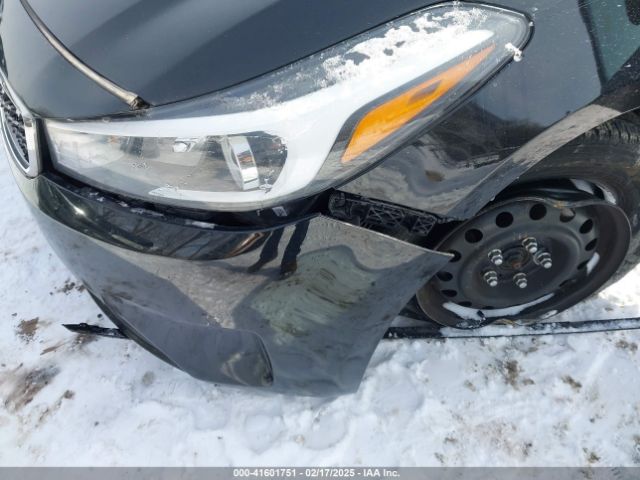 3KPFK4A79HE120762 KIA FORTE LX