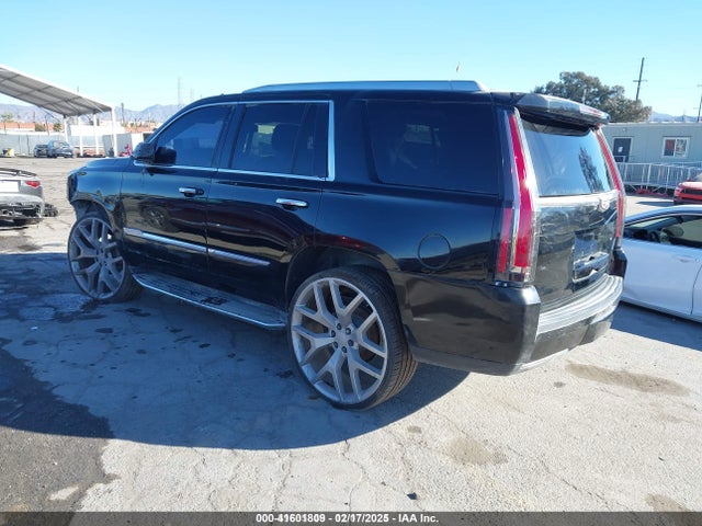2015 CADILLAC ESCALADE 1GYS4BKJ2FR160362 Photo 2