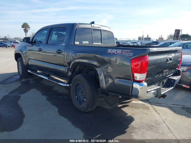 Toyota Tacoma Sr5 V6 2016 3TMAZ5CN8GM018008 Image 3