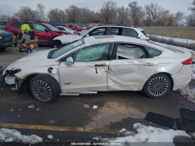 3FA6P0SU4HR380502 Ford Fusion Energi Titanium