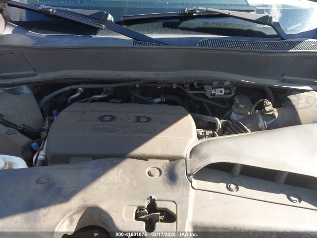 5FNYF4H9XFB051169 Honda Pilot Touring