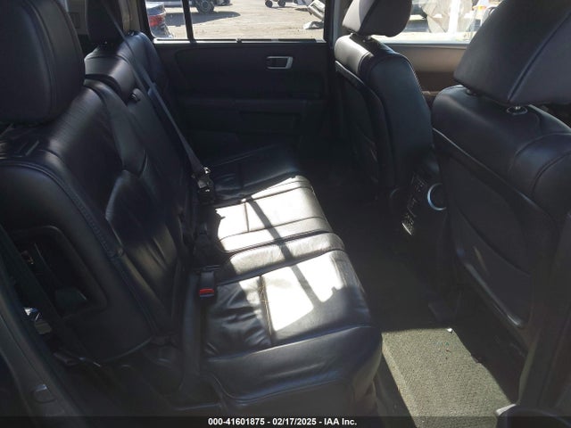5FNYF4H9XFB051169 Honda Pilot Touring