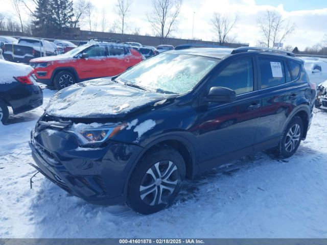 JTMBFREV6HJ169686 Toyota RAV4 LE