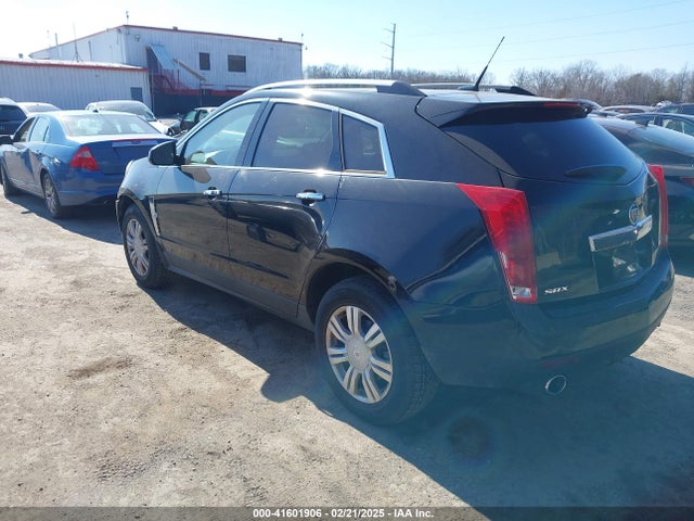 2011 CADILLAC SRX 3GYFNAEYXBS645776 Photo 2