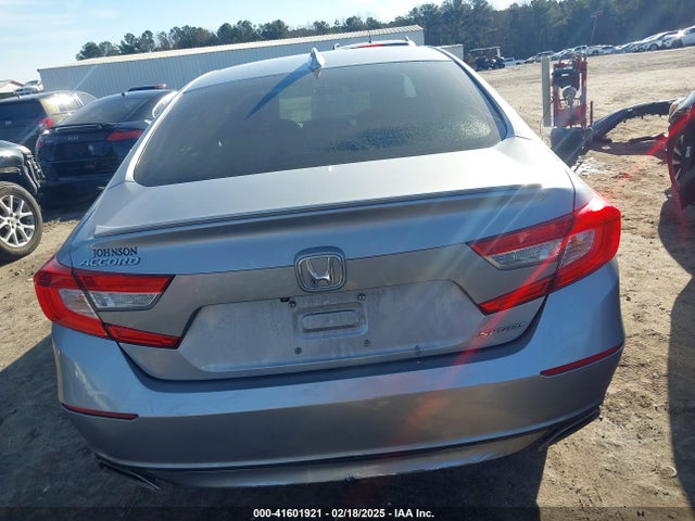1HGCV1F36LA136882 Honda Accord Sport