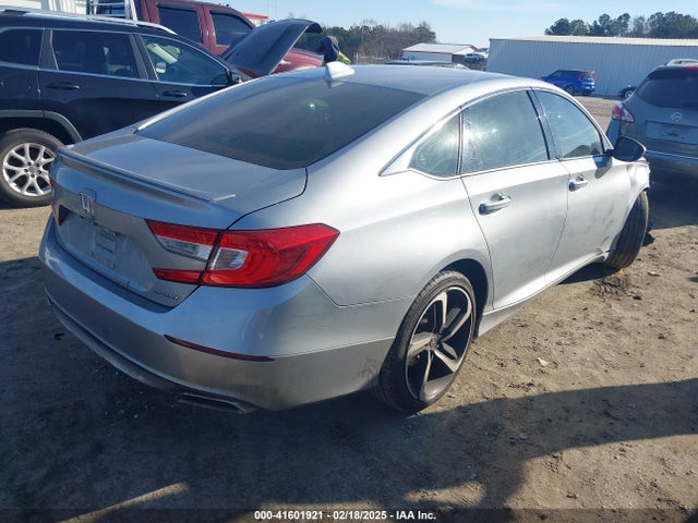 1HGCV1F36LA136882 Honda Accord Sport