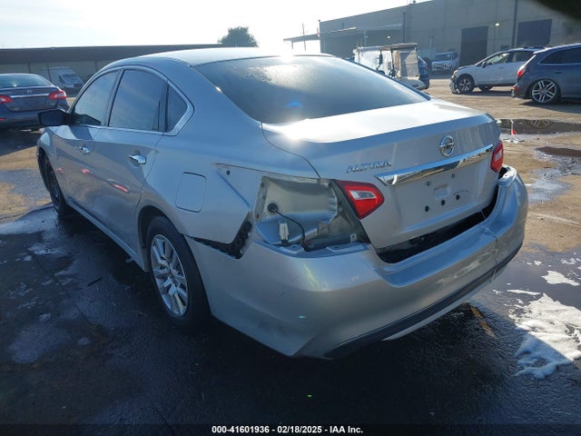 1N4AL3AP9HN366164 Nissan Altima 2.5 S