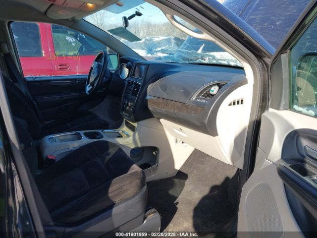2C4RDGCG0ER321451 Dodge Grand Caravan Sxt