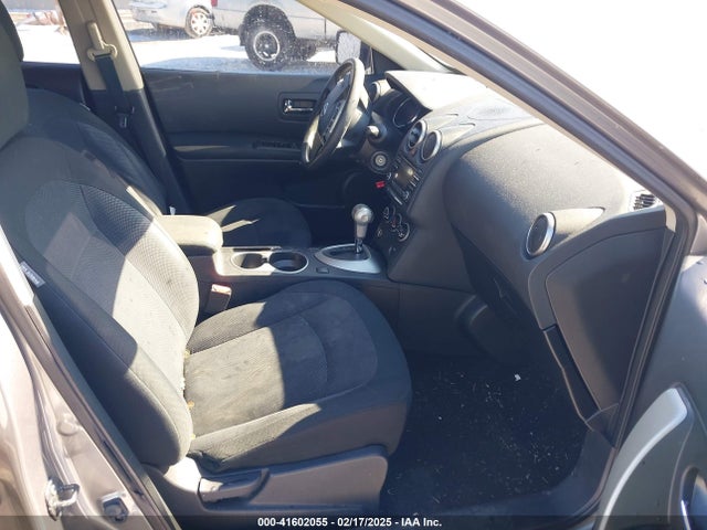 JN8AS5MV2FW250951 Nissan Rogue Select S