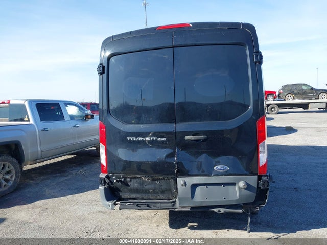 Ford Transit-250 2016 1FTYR2CM0GKB51759 Image 16