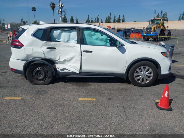 5N1AT2MT5LC738189 Nissan Rogue S Fwd
