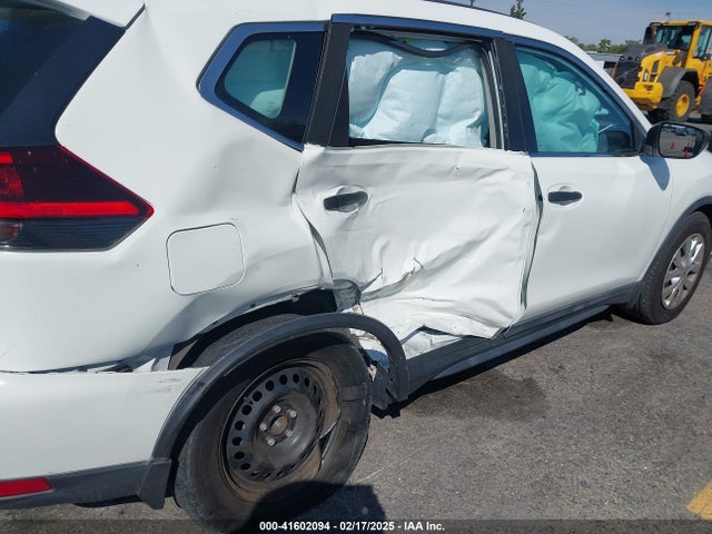 5N1AT2MT5LC738189 Nissan Rogue S Fwd