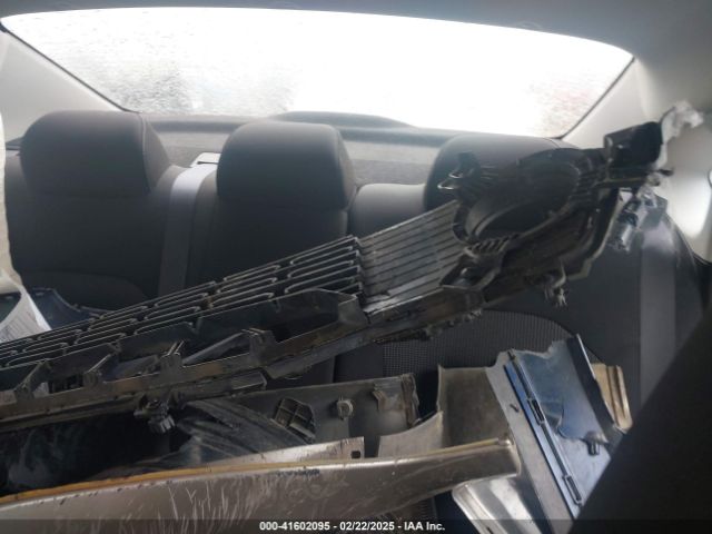 3KPF24AD2LE214657 KIA Forte Lxs