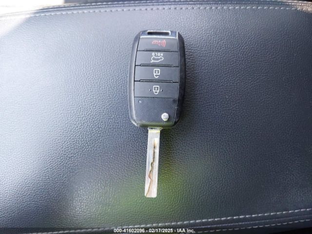 5XYPG4A33KG533371 KIA Sorento 2.4l Lx