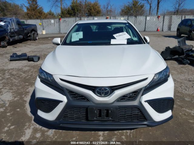 4T1G11BK2PU076186 Toyota Camry Se Awd