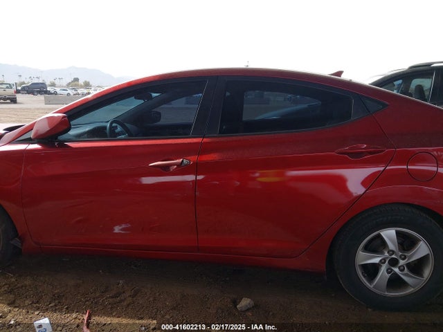 5NPDH4AE1FH594184 Hyundai ELANTRA SE