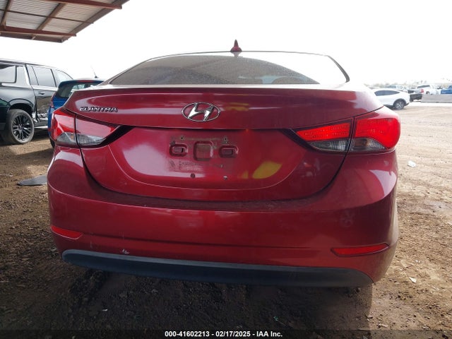 5NPDH4AE1FH594184 Hyundai ELANTRA SE