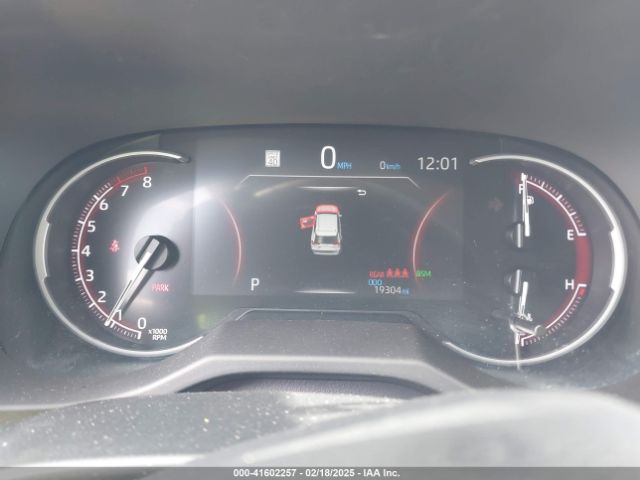 2T3P1RFV5RC455147 Toyota Rav4 Xle