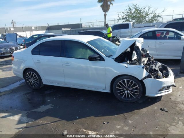 3VWD17AJ0GM305582 Volkswagen Jetta 1.8t Sport