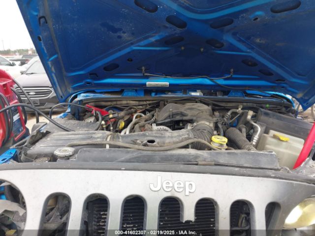 1C4HJWDG2FL592793 Jeep Wrangler Unlimited Freedom Edition