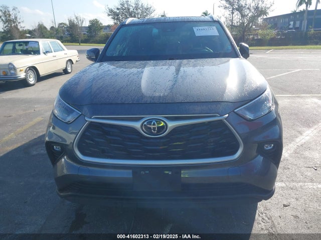 Toyota Highlander Xle 2023 5TDKDRBH4PS045261 Image 12