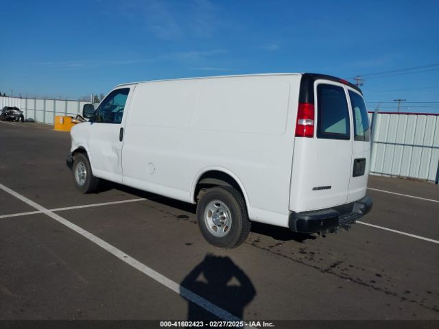 1GCWGAFF2H1157705 Chevrolet Express 2500 Work Van