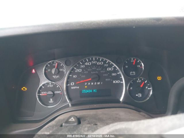 1GCWGAFF2H1157705 Chevrolet Express 2500 Work Van