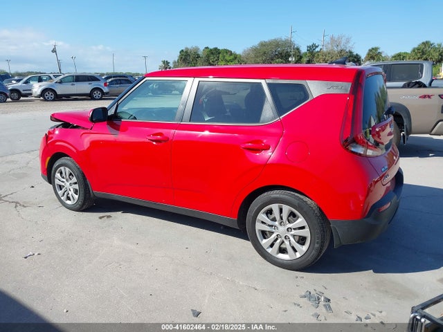 KNDJ23AU7L7724832 KIA SOUL LX