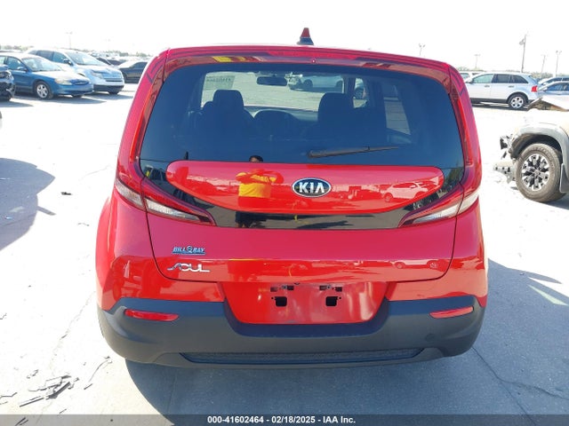 KNDJ23AU7L7724832 KIA SOUL LX