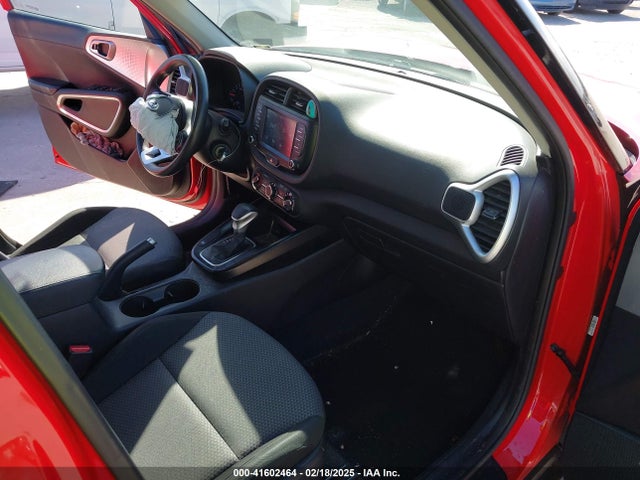 KNDJ23AU7L7724832 KIA SOUL LX