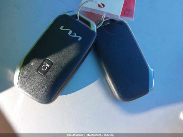 5XXG64J22NG105309 KIA K5 Gt-line
