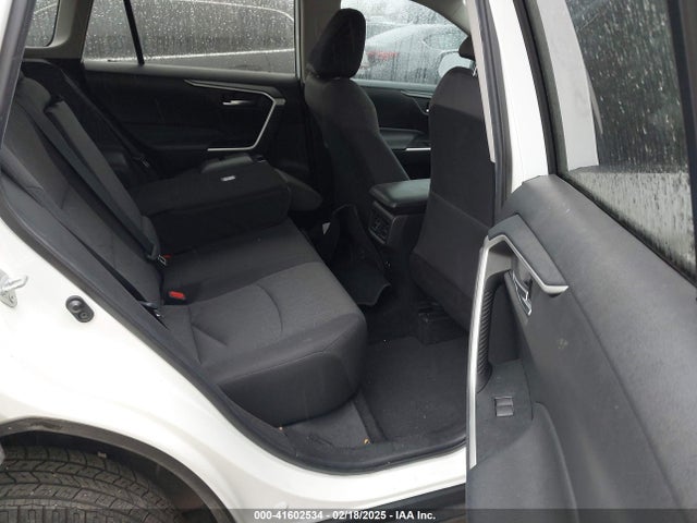 Toyota Rav4 Xle 2021 2T3W1RFVXMC121202 Image 8