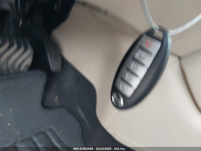 5N1AT2MT6JC806996 Nissan Rogue Sl