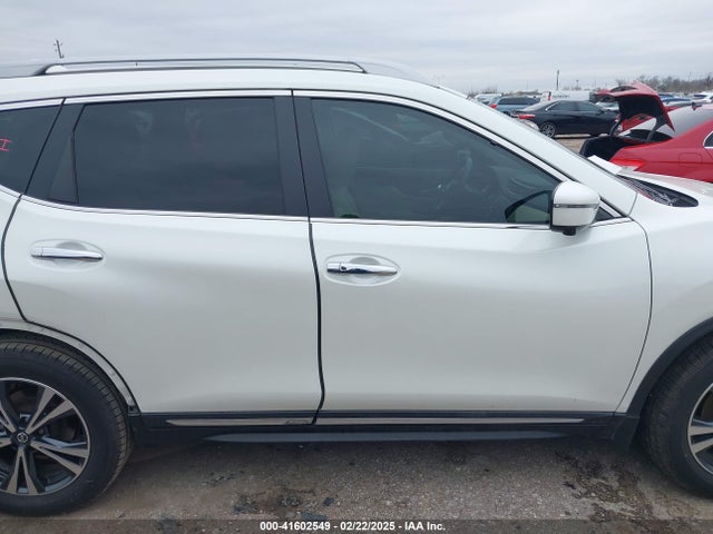 5N1AT2MT6JC806996 Nissan Rogue Sl
