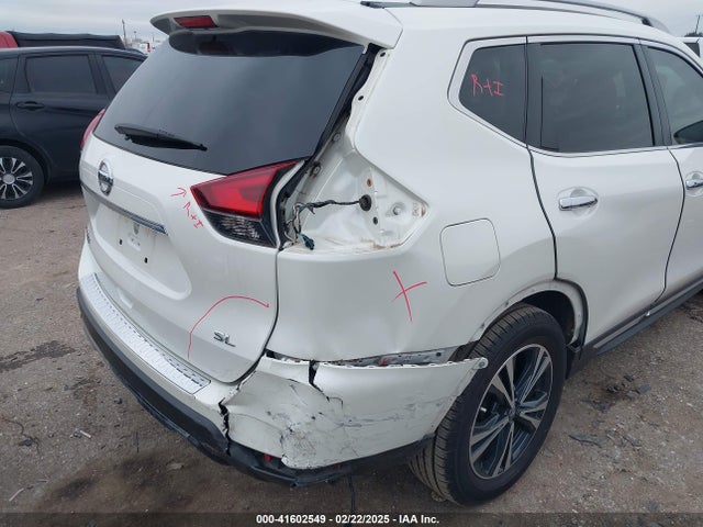 5N1AT2MT6JC806996 Nissan Rogue Sl