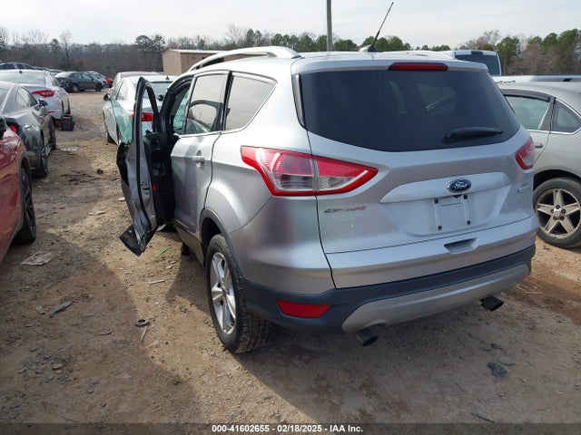 1FMCU0GX9GUA13381 Ford ESCAPE SE