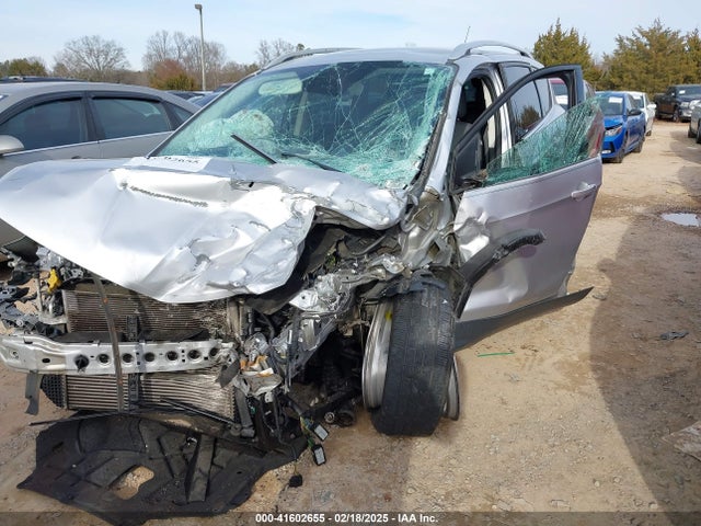 1FMCU0GX9GUA13381 Ford ESCAPE SE