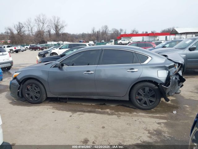 1N4AL3AP3HN364880 Nissan Altima 2.5 S