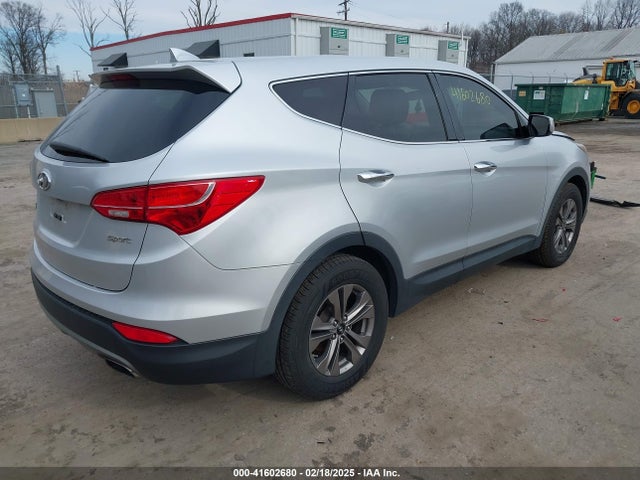 5XYZT3LB8FG249064 Hyundai Santa Fe Sport 2.4l