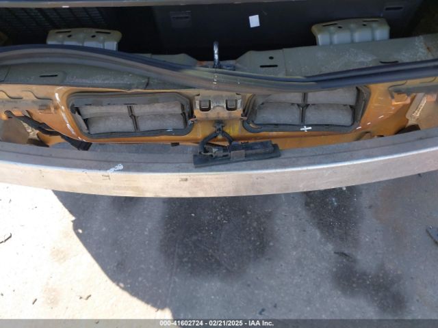 2GNAXHEV4K6215899 Chevrolet EQUINOX LS