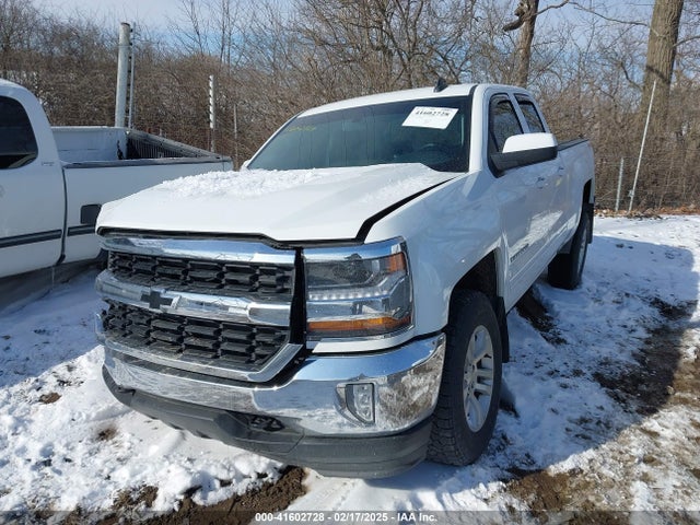1GCVKREC7JZ173079 Chevrolet Silverado 1500 1lt